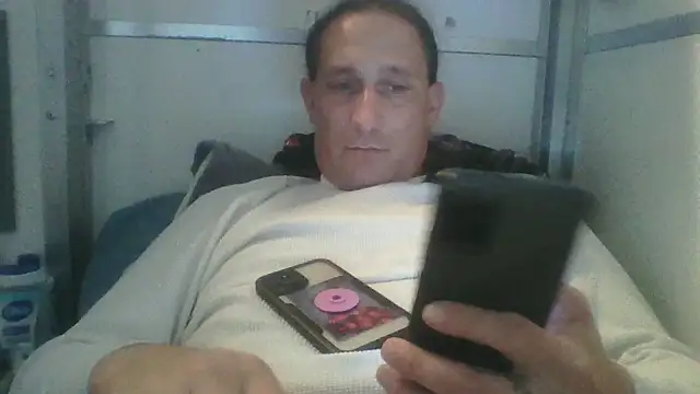 brazybooty92 online show from June 2026 01:33:01 PM