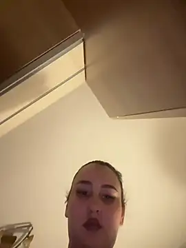 SweetTerrea online show from June 2026 10:07:01 PM