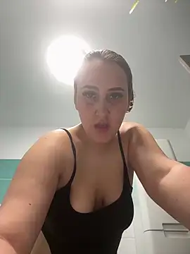 SweetTerrea online show from June 2026 09:52:02 PM