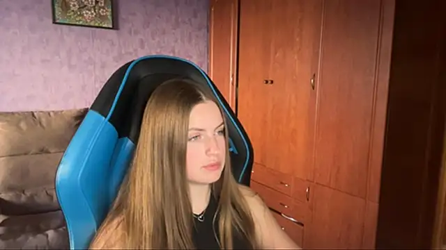 SilkSinner  online show from June 2026 04:17:01 PM