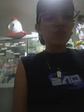 Snapshot of dangerousmuse chatting on June 2026 12:11:01 AM dangerousmuse online show from June 2026 12:11:01 AM
