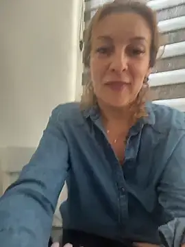Snapshot of Hot-Milf4U chatting on June 2026 07:06:02 AM Hot-Milf4U online show from June 2026 07:06:02 AM