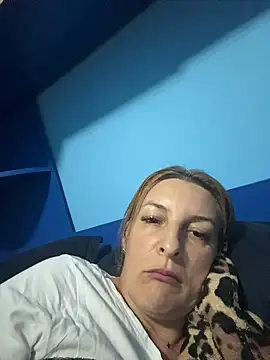 Snapshot of Hot-Milf4U chatting on June 2026 07:00:01 PM Hot-Milf4U online show from June 2026 07:00:01 PM