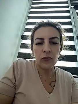 Snapshot of Hot-Milf4U chatting on June 2026 04:28:01 AM Hot-Milf4U online show from June 2026 04:28:01 AM