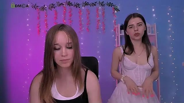 lyra desire online show from June 2026 07:30:02 PM