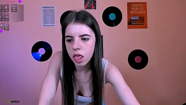 lyra desire online show from June 2026 12:01:02 AM
