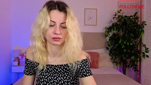 Snapshot of Fallen-angel1- chatting on May 2026 06:11:01 AM Fallen-angel1- online show from May 2026 06:11:01 AM
