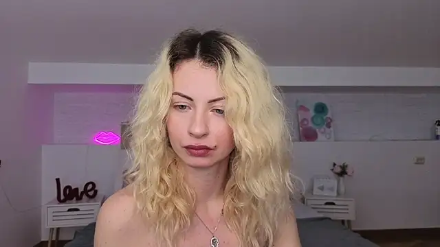 Snapshot of Fallen-angel1- chatting on May 2026 01:31:02 PM Fallen-angel1- online show from May 2026 01:31:02 PM