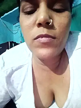 Snapshot of ritu4 chatting on May 2026 07:21:01 PM ritu4 online show from May 2026 07:21:01 PM