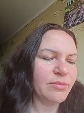 Snapshot of Meri_a chatting on June 2026 04:29:02 AM Meri a online show from June 2026 04:29:02 AM