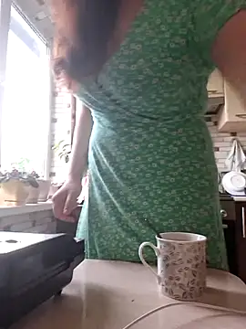 Snapshot of Meri_a chatting on June 2026 04:45:01 PM Meri a online show from June 2026 04:45:01 PM