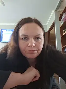Snapshot of Meri_a chatting on June 2026 01:44:02 PM Meri a online show from June 2026 01:44:02 PM