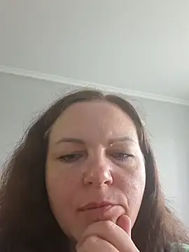 Snapshot of Meri_a chatting on July 2026 07:05:02 AM Meri a online show from July 2026 07:05:02 AM