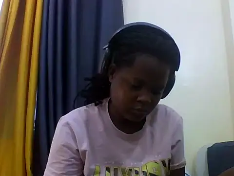 Snapshot of ladar chatting on May 2026 05:03:01 AM ladar online show from May 2026 05:03:01 AM