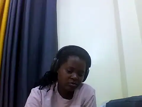 Snapshot of ladar chatting on May 2026 04:35:02 PM ladar online show from May 2026 04:35:02 PM