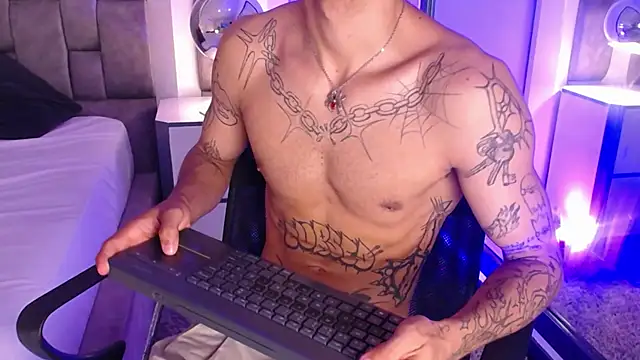 EnzoHunters online show from May 2026 03:47:02 AM