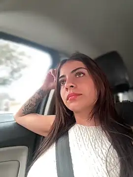 Hanna Cruz  online show from June 2026 05:18:01 PM
