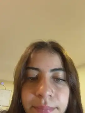 Hanna Cruz  online show from July 2026 01:39:02 PM