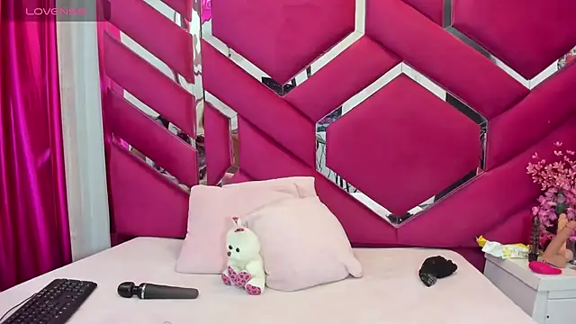 Emmy Sweet 69 online show from June 2026 01:28:01 PM