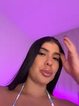 Snapshot of Danilopez3 chatting on June 2026 01:11:02 AM Danilopez3 online show from June 2026 01:11:02 AM