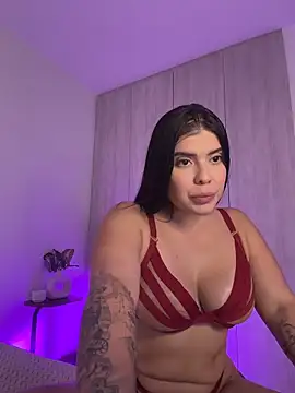 Snapshot of Danilopez3 chatting on May 2026 01:04:01 AM Danilopez3 online show from May 2026 01:04:01 AM