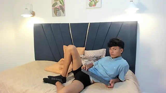 Snapshot of jacob_cum23 chatting on June 2026 02:12:02 PM jacob cum23 online show from June 2026 02:12:02 PM
