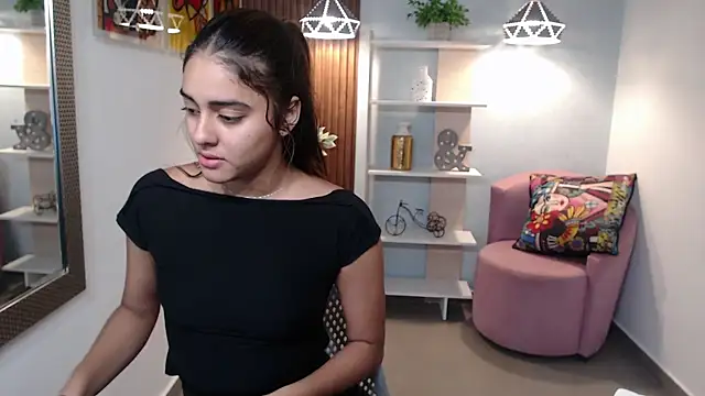  Lucy Grey  online show from June 2026 11:00:02 AM
