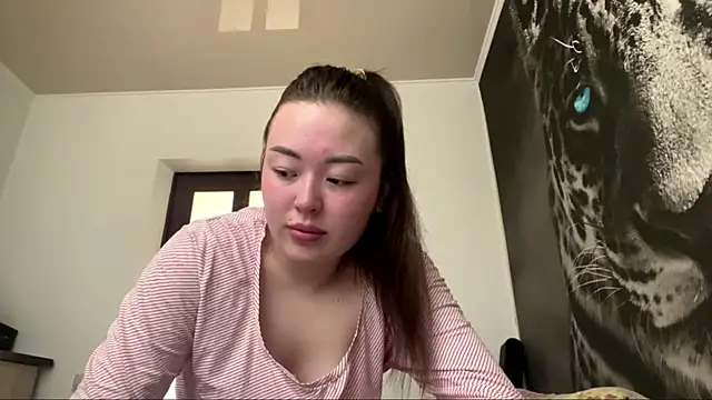 Snapshot of ChelsieThuman chatting on May 2026 06:00:02 AM ChelsieThuman online show from May 2026 06:00:02 AM