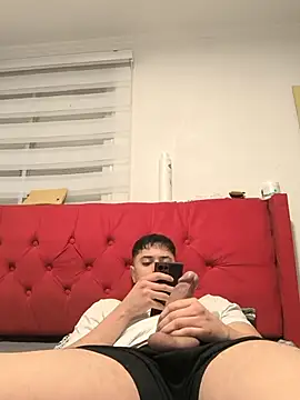 BodyGym18 online show from May 2026 07:43:01 PM