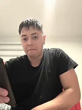 BodyGym18 online show from May 2026 08:28:02 PM