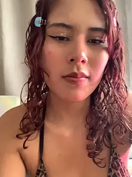 Ryliaaa online show from May 2026 08:20:02 PM