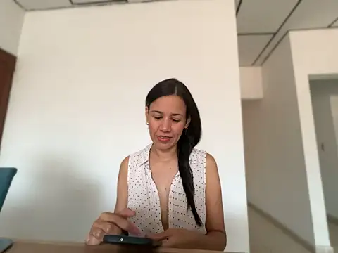siempre linda online show from May 2026 10:30:01 PM