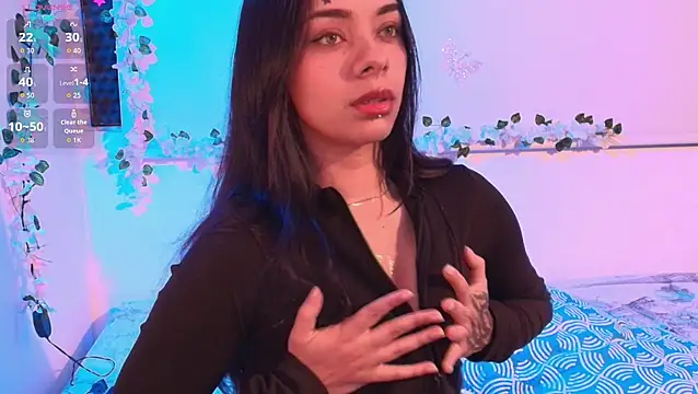 Snapshot of soft_cherry_ chatting on June 2026 01:38:02 AM soft cherry online show from June 2026 01:38:02 AM