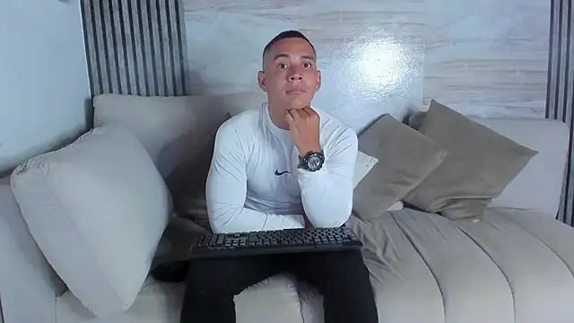 dylan viper online show from May 2026 03:05:01 AM