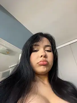 FERNANDAXX  online show from May 2026 11:13:02 PM