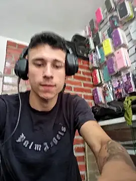 tom latin online show from May 2026 06:47:02 PM