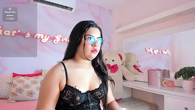 Snapshot of Isabella_Rios_ chatting on May 2026 11:42:01 AM Isabella Rios online show from May 2026 11:42:01 AM