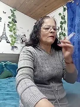 Snapshot of katrinna_ chatting on June 2026 02:17:01 AM katrinna online show from June 2026 02:17:01 AM