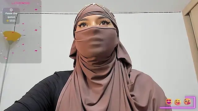 Samira 1 online show from May 2026 08:37:01 PM