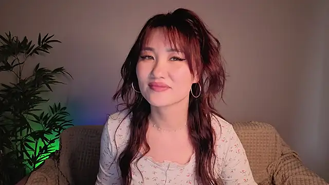 Snapshot of YukiyaSunshine chatting on May 2026 05:27:02 AM YukiyaSunshine online show from May 2026 05:27:02 AM