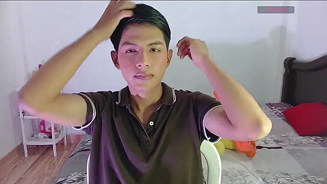Snapshot of phuwin_bj chatting on July 2026 06:10:02 AM phuwin bj online show from July 2026 06:10:02 AM