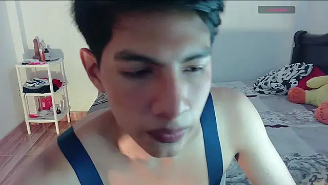 Snapshot of phuwin_bj chatting on July 2026 06:21:01 AM phuwin bj online show from July 2026 06:21:01 AM