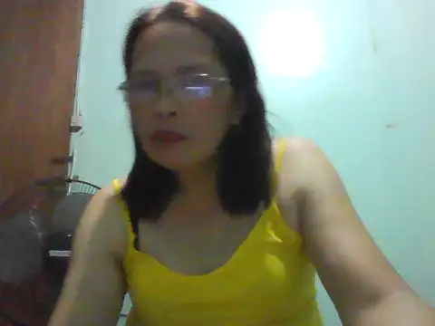 momshe2026 online show from May 2026 01:19:01 PM