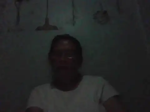 Snapshot of momshe2026 chatting on June 2026 01:17:01 PM momshe2026 online show from June 2026 01:17:01 PM