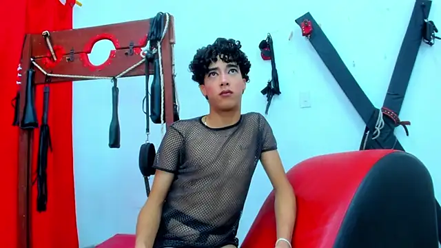 boy max latin online show from May 2026 04:10:02 AM