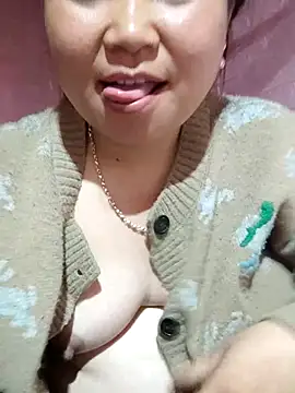 Lyvanmay- online show from May 2026 01:06:01 PM