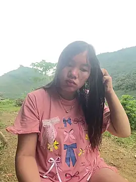 Snapshot of Suki-love chatting on June 2026 03:25:02 AM Suki-love online show from June 2026 03:25:02 AM