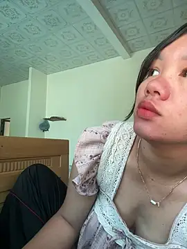 Snapshot of Suki-love chatting on May 2026 02:42:01 AM Suki-love online show from May 2026 02:42:01 AM