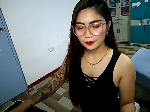 Sexynica online show from May 2026 01:06:01 PM