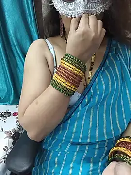 Snapshot of kavyabhabhi chatting on July 2026 04:39:02 PM kavyabhabhi online show from July 2026 04:39:02 PM